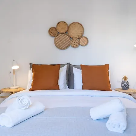 Urban Boho Apartment In Koukaki Athens Exterior photo
