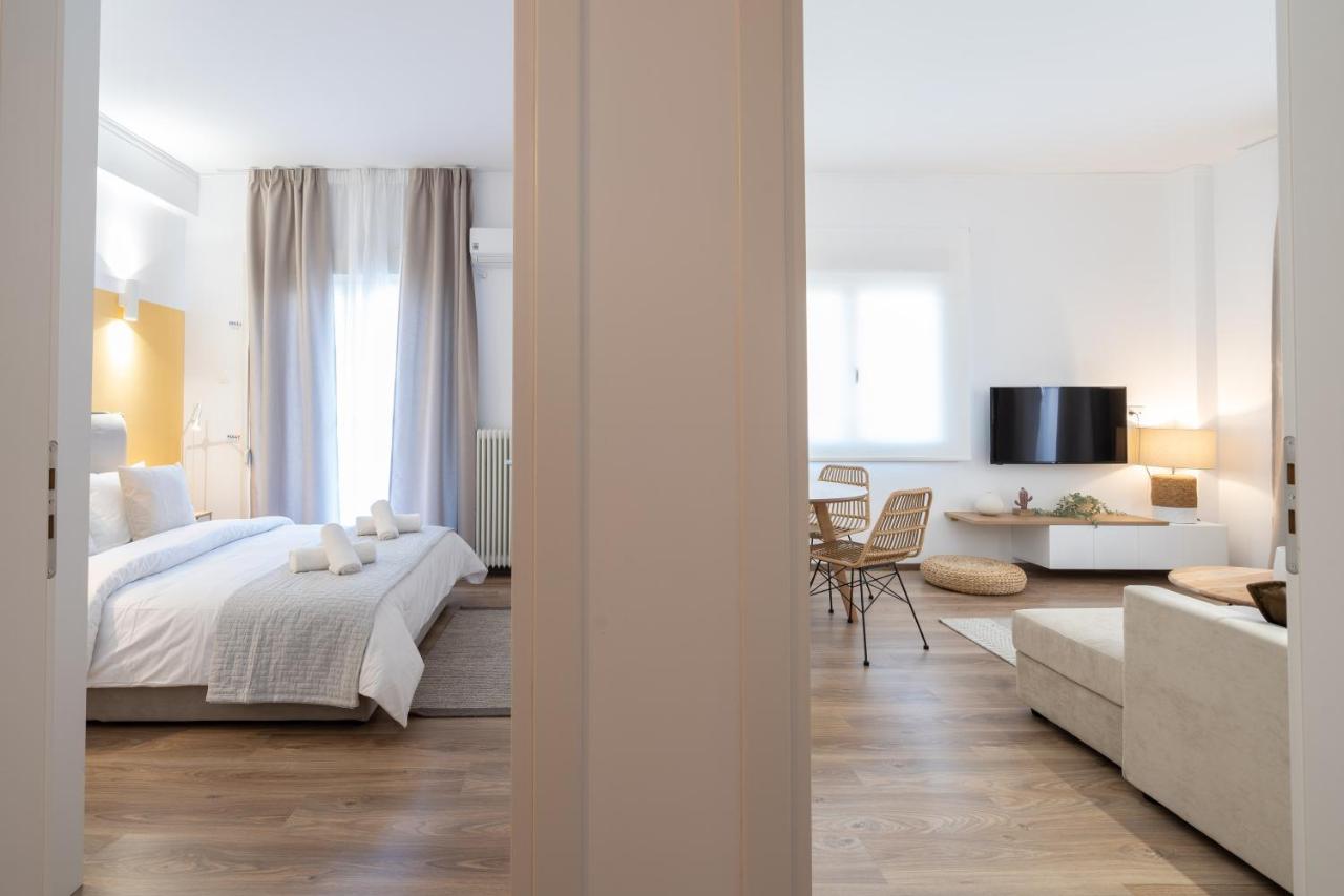 Urban Boho In Koukaki Apartment